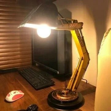 KIBTOY™ Digger Desk Lamp Unique table lamp LED