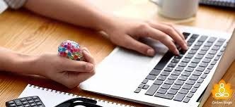 KIBTOY™ Demon Slayer: Kimetsu no Yaiba Banpresto Figure