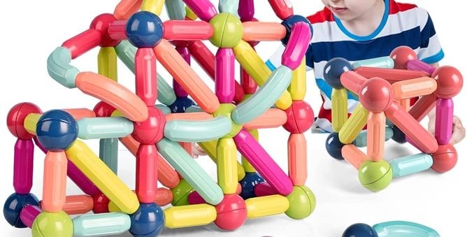 KIBTOY™ 4 Color and Shapes Wooden Game Set